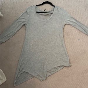 grey long sleeve long shirt
